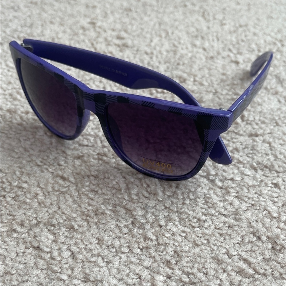 Chic Purple Plaid Sunglasses - Picture 1 of 9